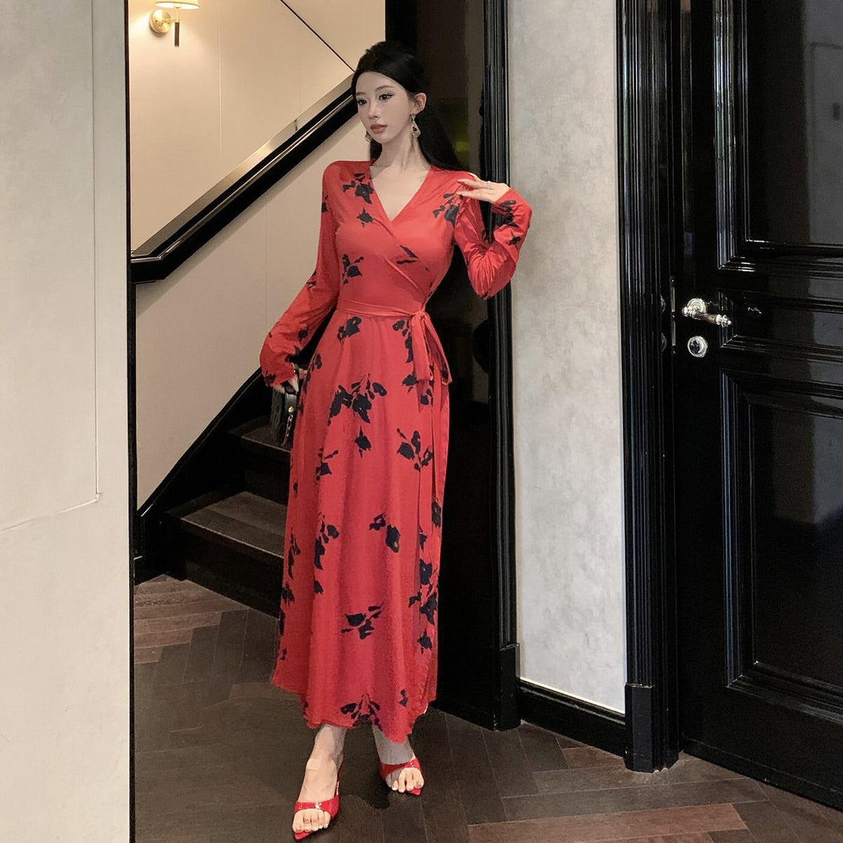 【dress】Vネックプリントワンピース　M29347