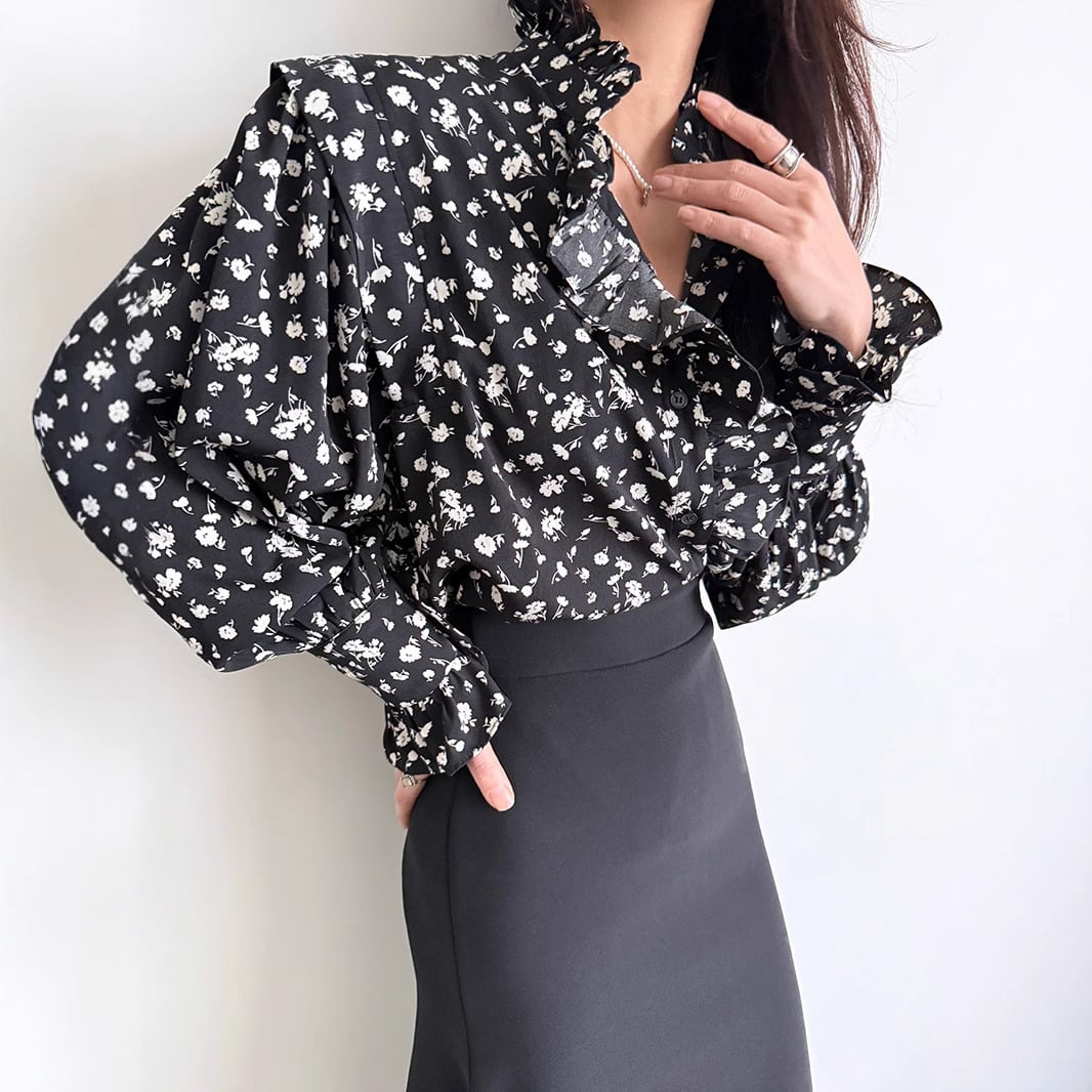 【tops】フリル花柄ブラウス　M29581