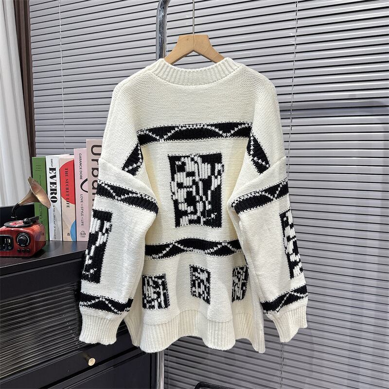 【tops】クルーネックニットセーター　M18993