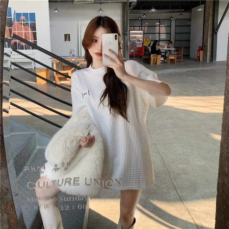 【tops】韓国ファッションINS風2色ラウンドネック半袖ゆったり着回しTシャツF0379