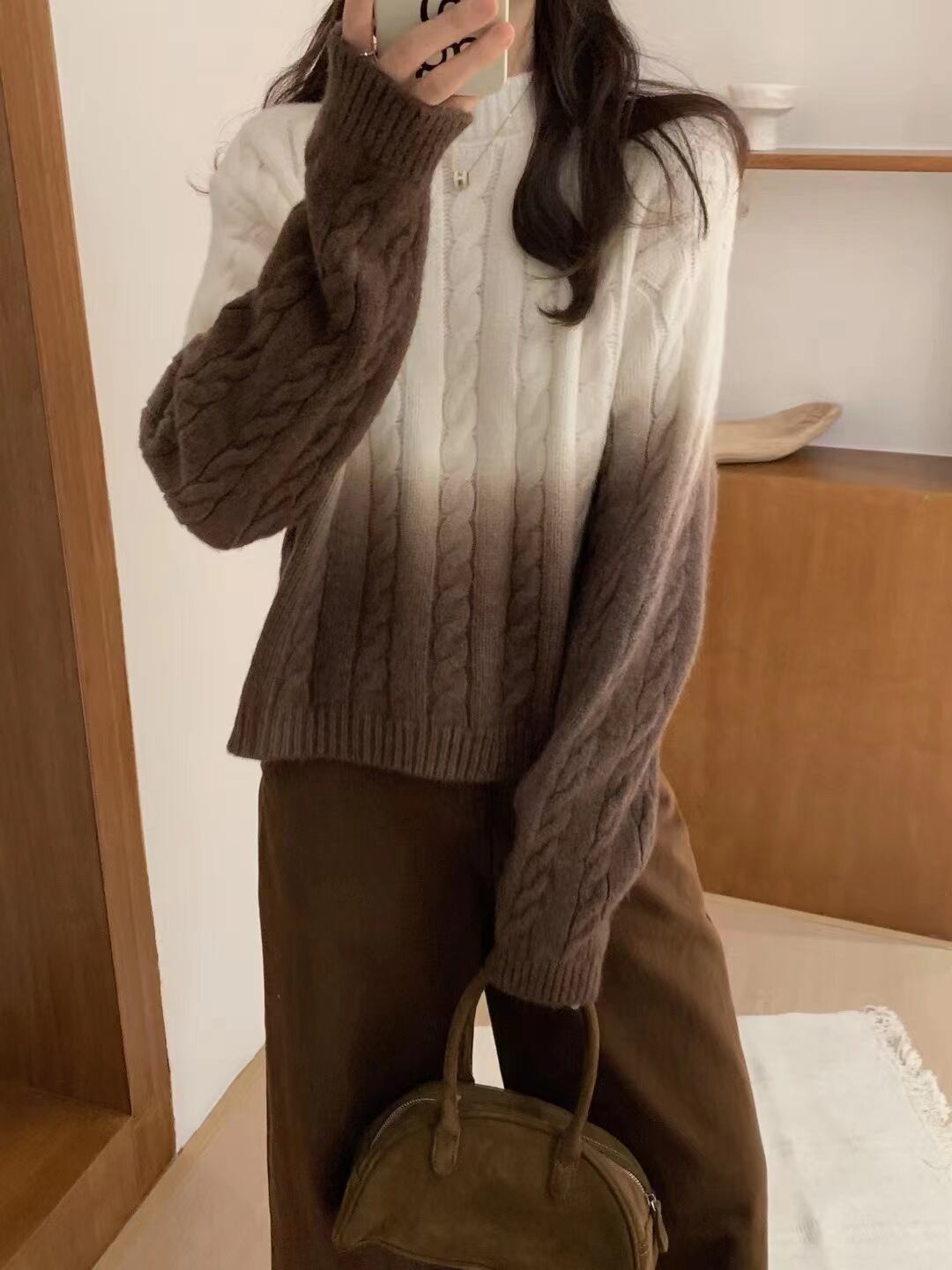 【tops】グラデーションニットセーター　M18708
