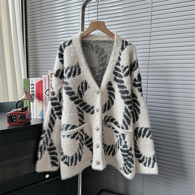 【outer】Vネックニットカーデ　M18545