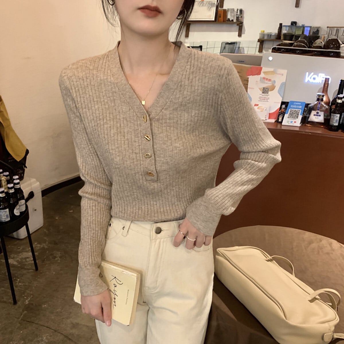 【tops】Vネックニットトップス　M27239
