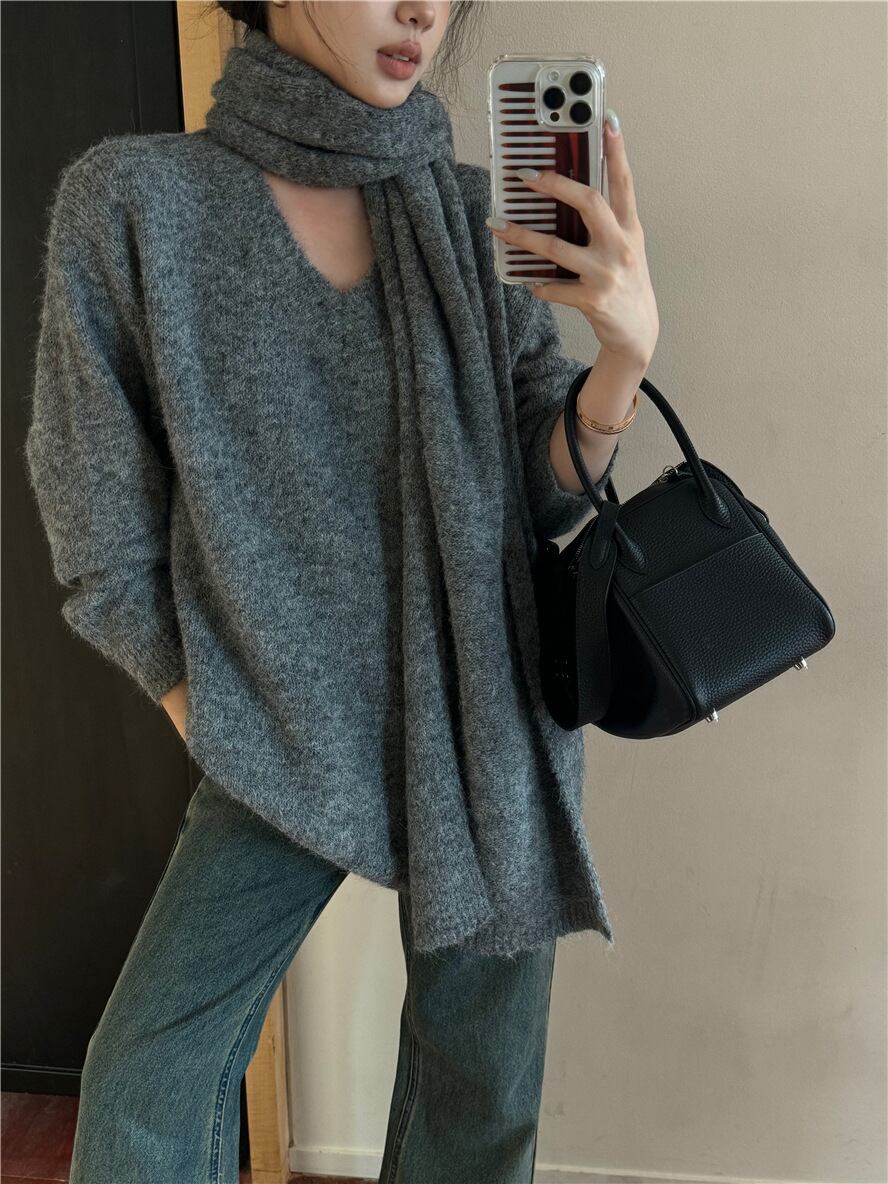 【tops】ニットセーターマフラー付き　M28669