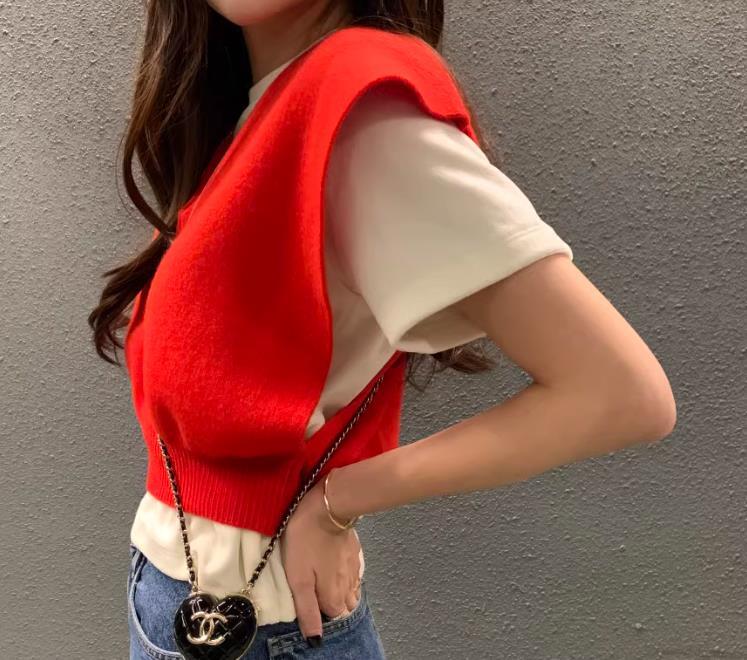 【tops】4色VネックニットベストF7425