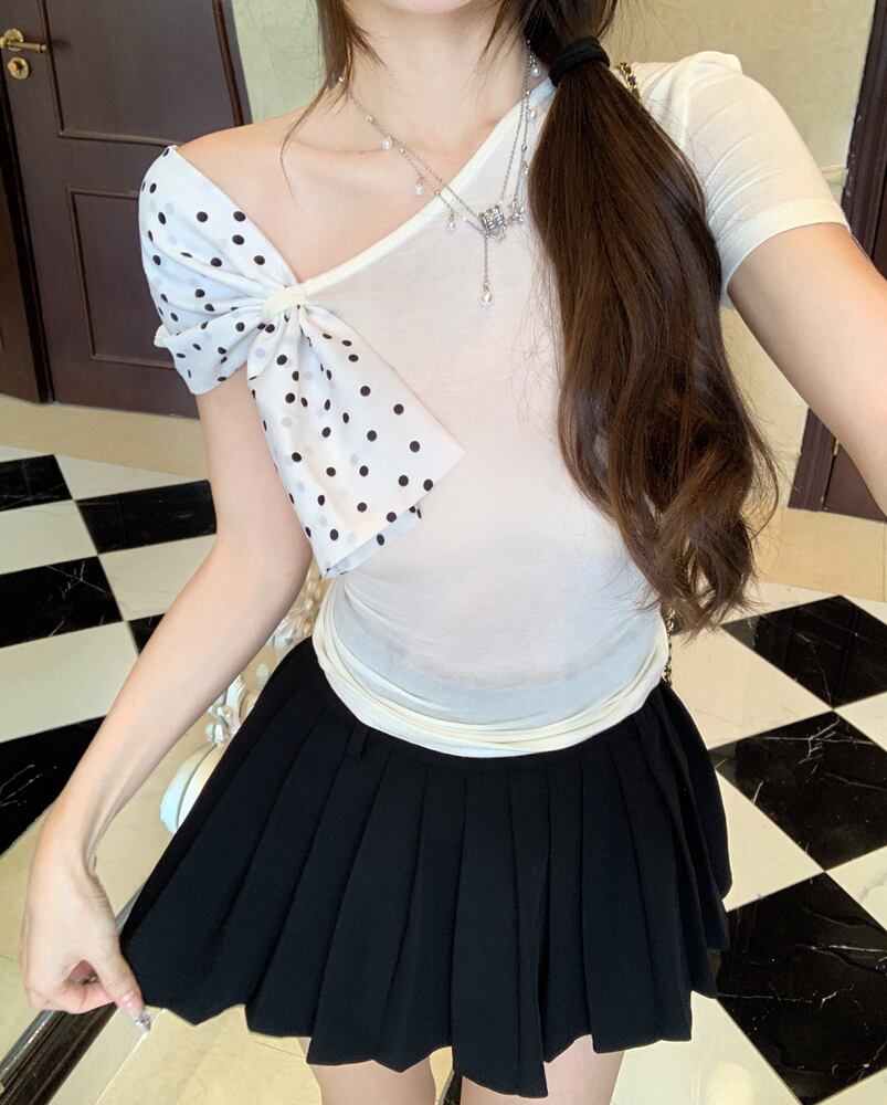 【tops】オフショルダーリボン付きTシャツ　M29832