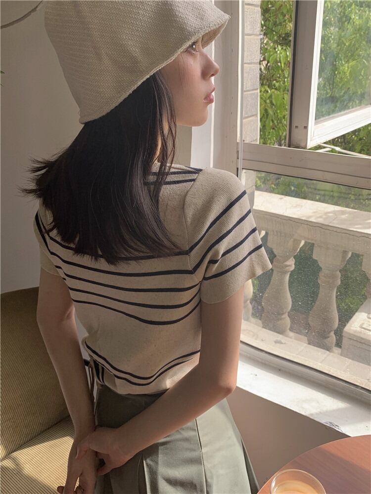 【tops】ストライプ柄ニットトップスG21082