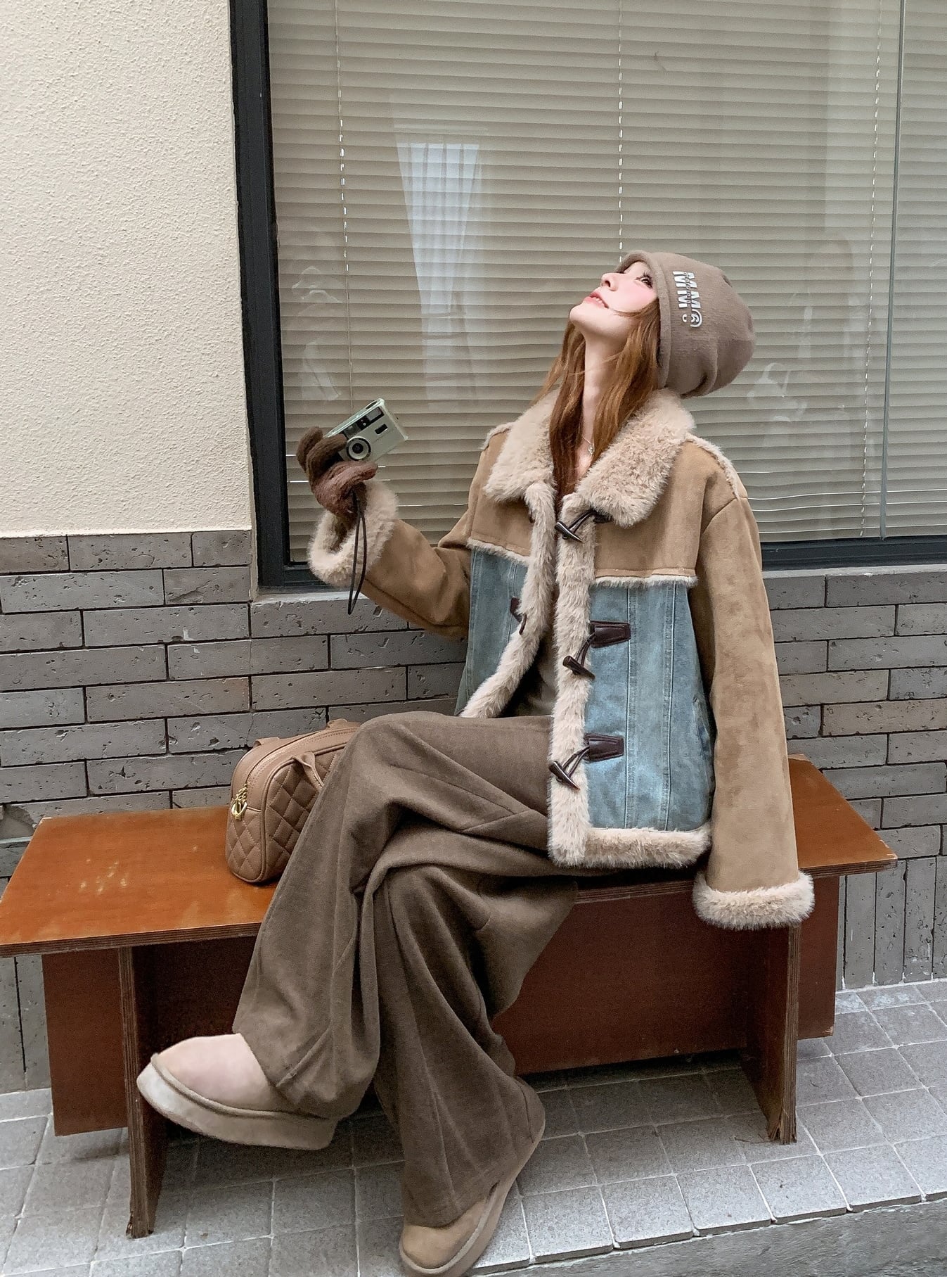 【outer】ファー付きデニムドッキングコート Q7483