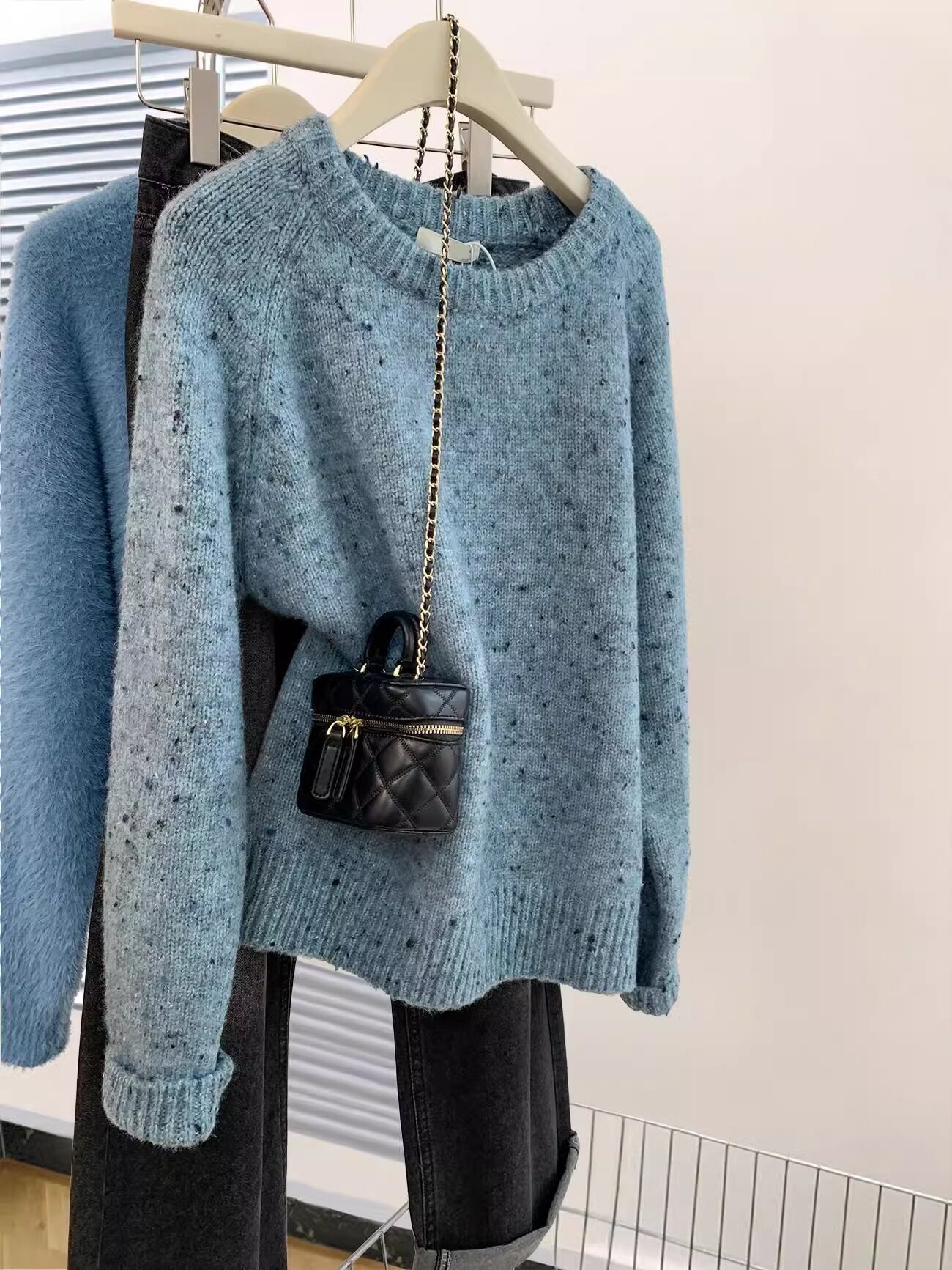 【tops】クルーネックニットセーター　M29244
