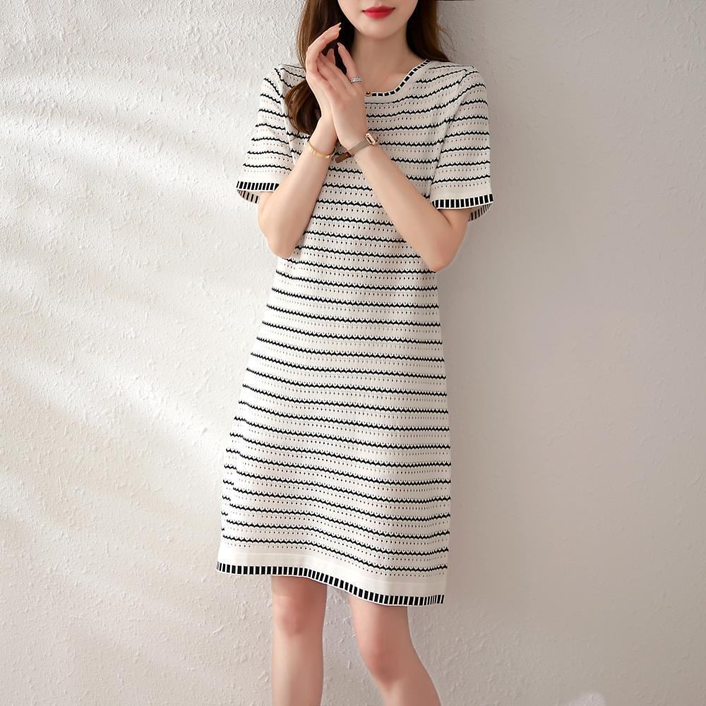 【dress】ストライプ柄ニットAラインワンピース G21126