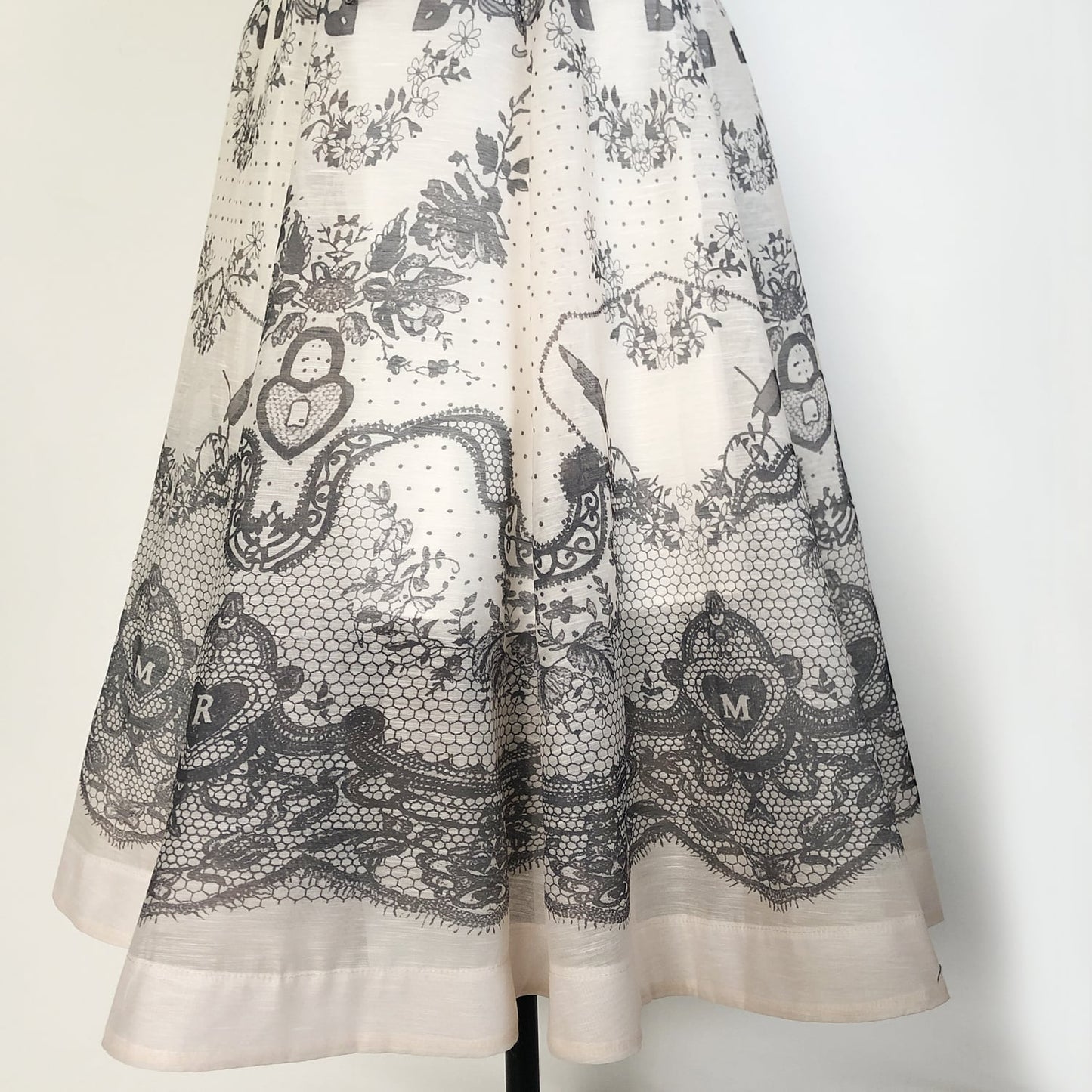 【set】フリルブラウス×ロングスカートセット     N3073