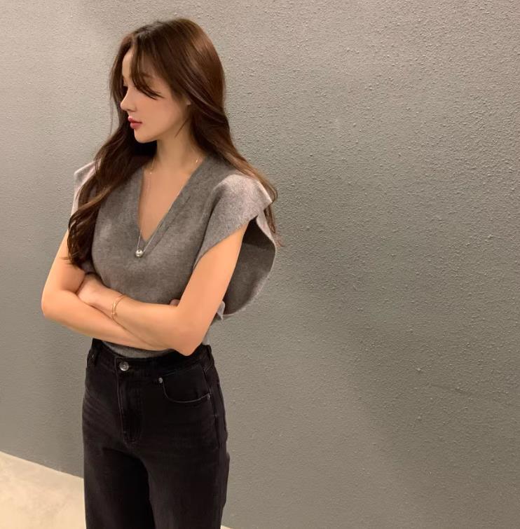 【tops】4色VネックニットベストF7425