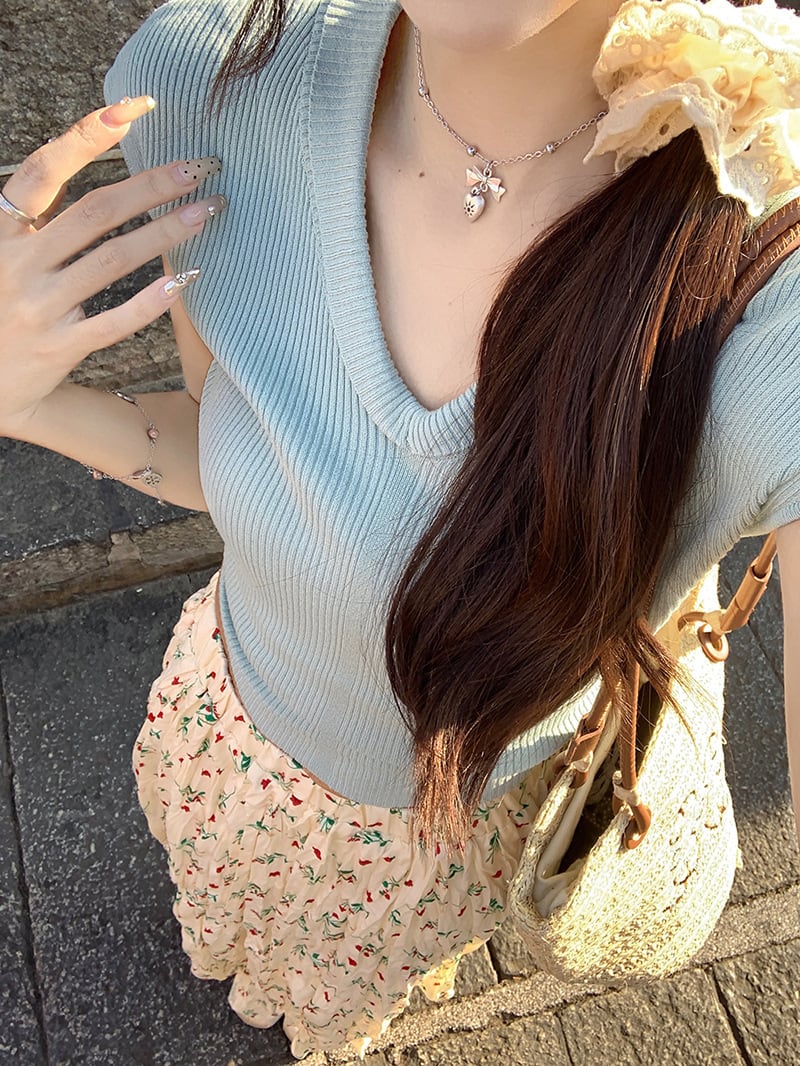 【set】VネックTシャツ×花柄スカートセット　M24791