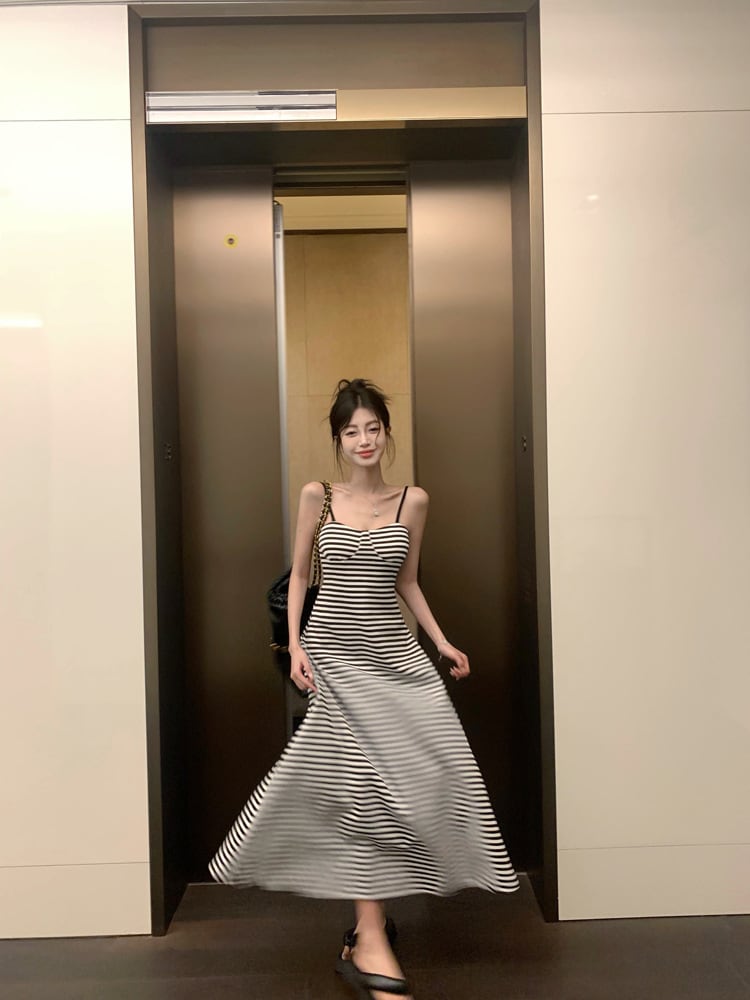 【dress】バックレスキャミワンピース　M24122