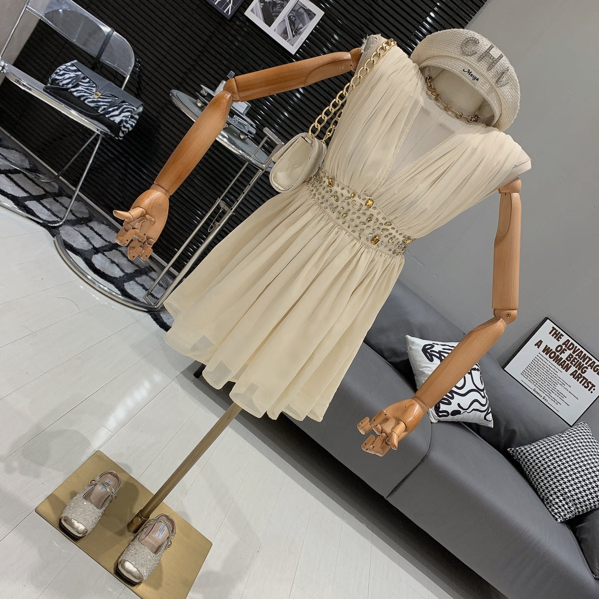 【dress】Vネックワンピース　M25011