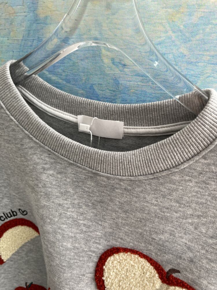【tops】クルーネック刺繍プルオーバー　M28961