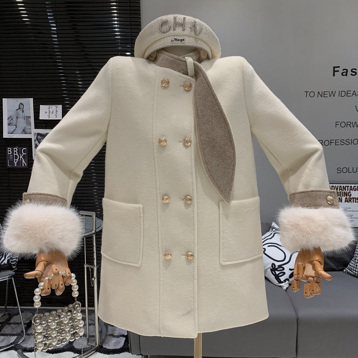 【outer】ファーダブルボタンコート　M27635