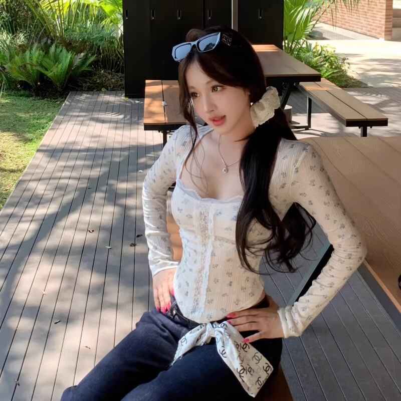 【tops】レースドッキングスクエアネックトップス Q8276