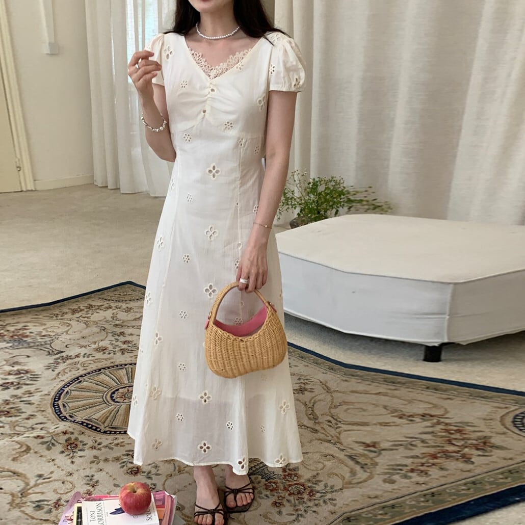 【dress】Vネックカットワークワンピース　M23891