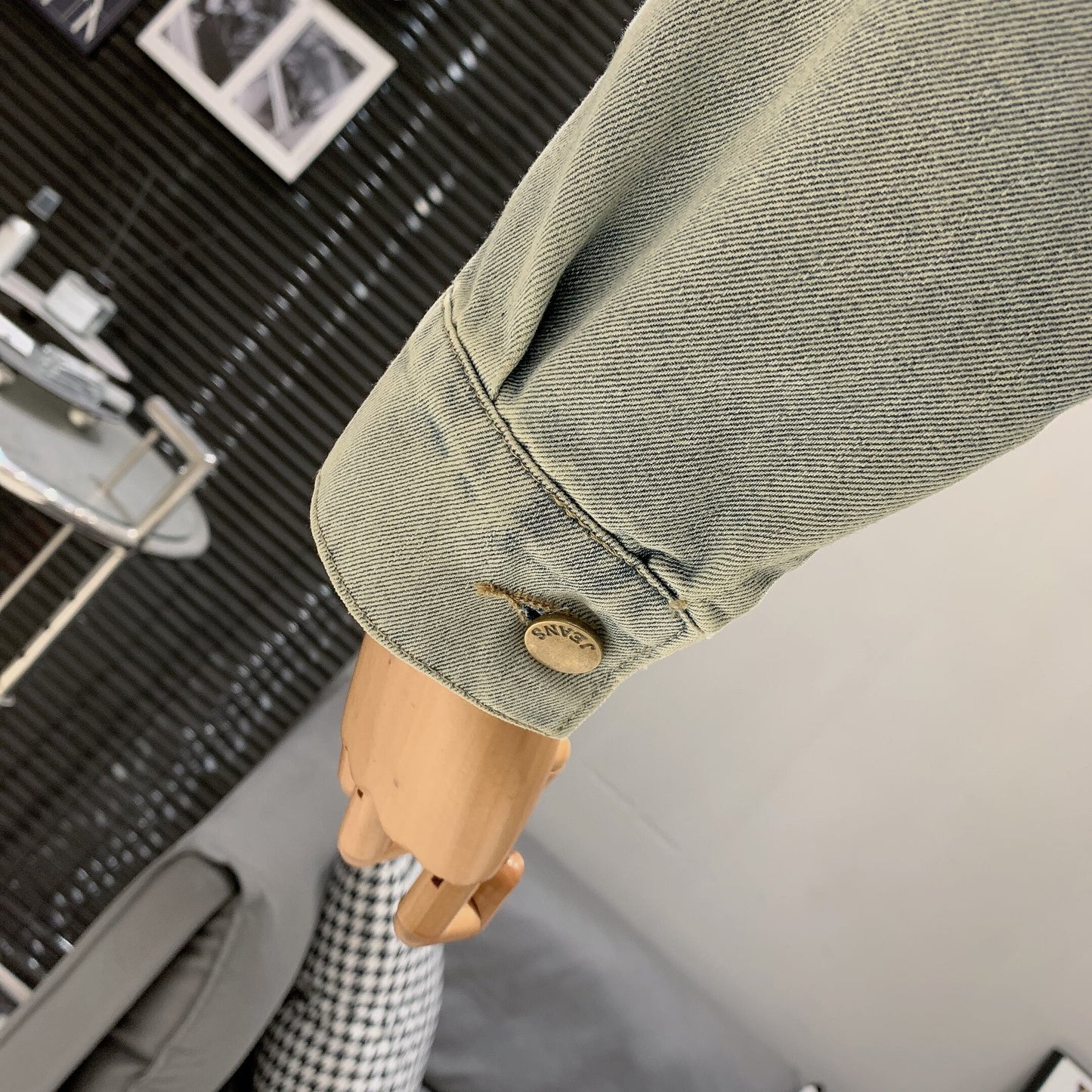 【tops】オフショルダーデニムシャツトップス　M29717