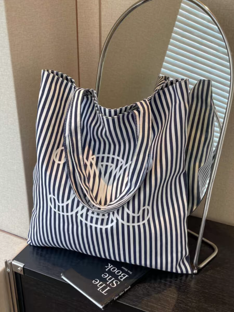 【小物】大容量ハンドバッグG21589