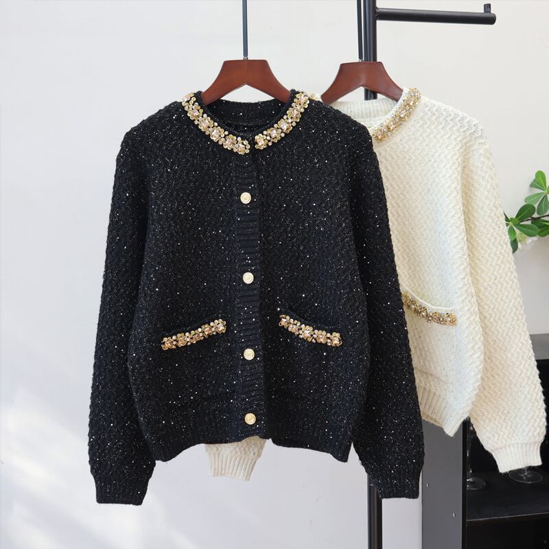 【outer】ラメ入りラインストーン付きニットカーディガン Q7326