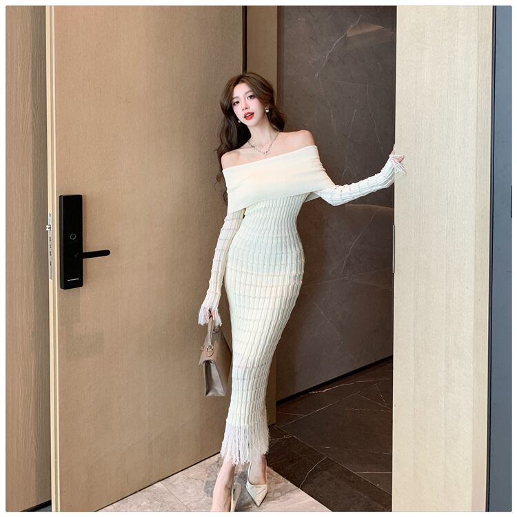 【dress】フリンジニットワンピース　M18539