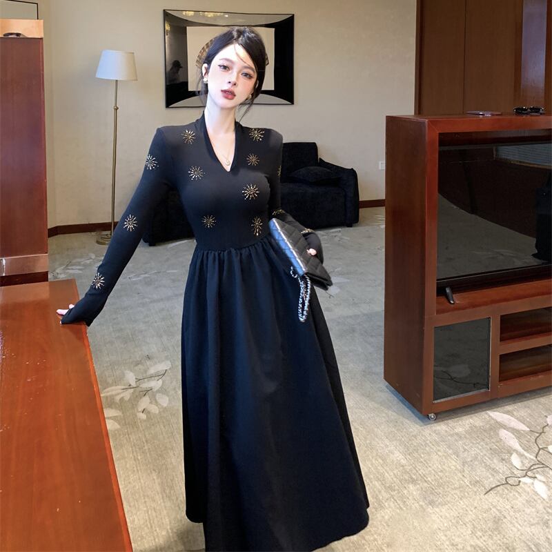 【dress】Ｖネックロングワンピース Q7113