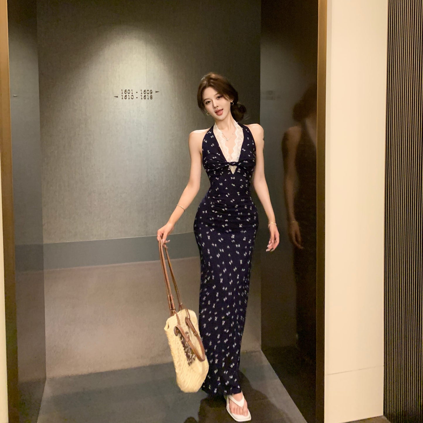 【dress】ホルターネック花柄ワンピース　N2999