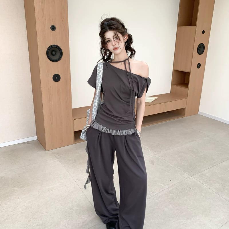 【tops】フリル裾トップス Q8512