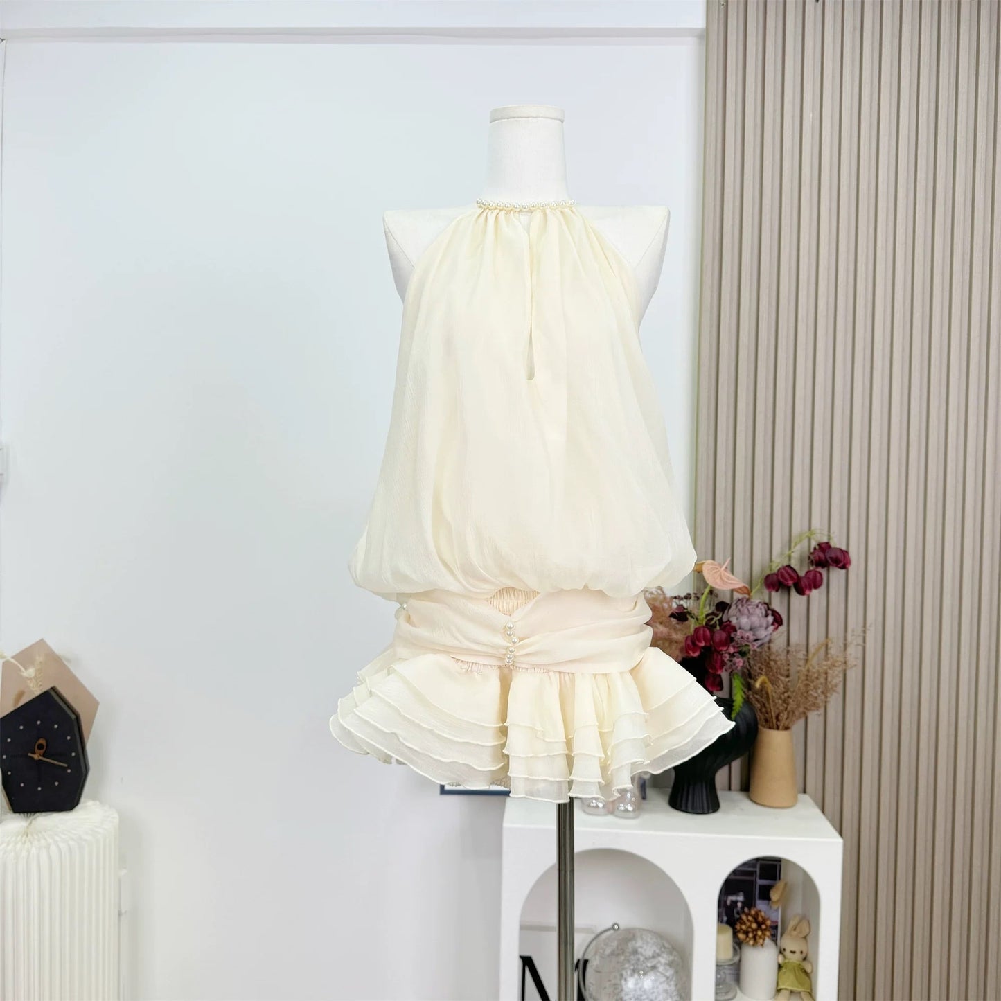 【dress】ホルターネックパールワンピース　M30536