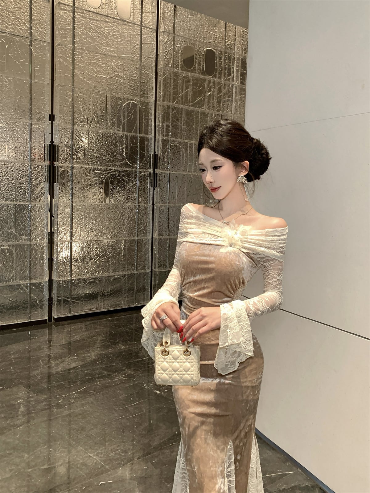 【dress】オフショルダーレースマーメイドワンピース Q7879