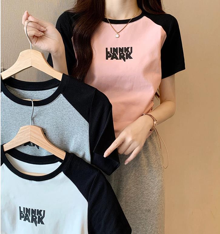 【tops】半袖英字柄ＴシャツF7493