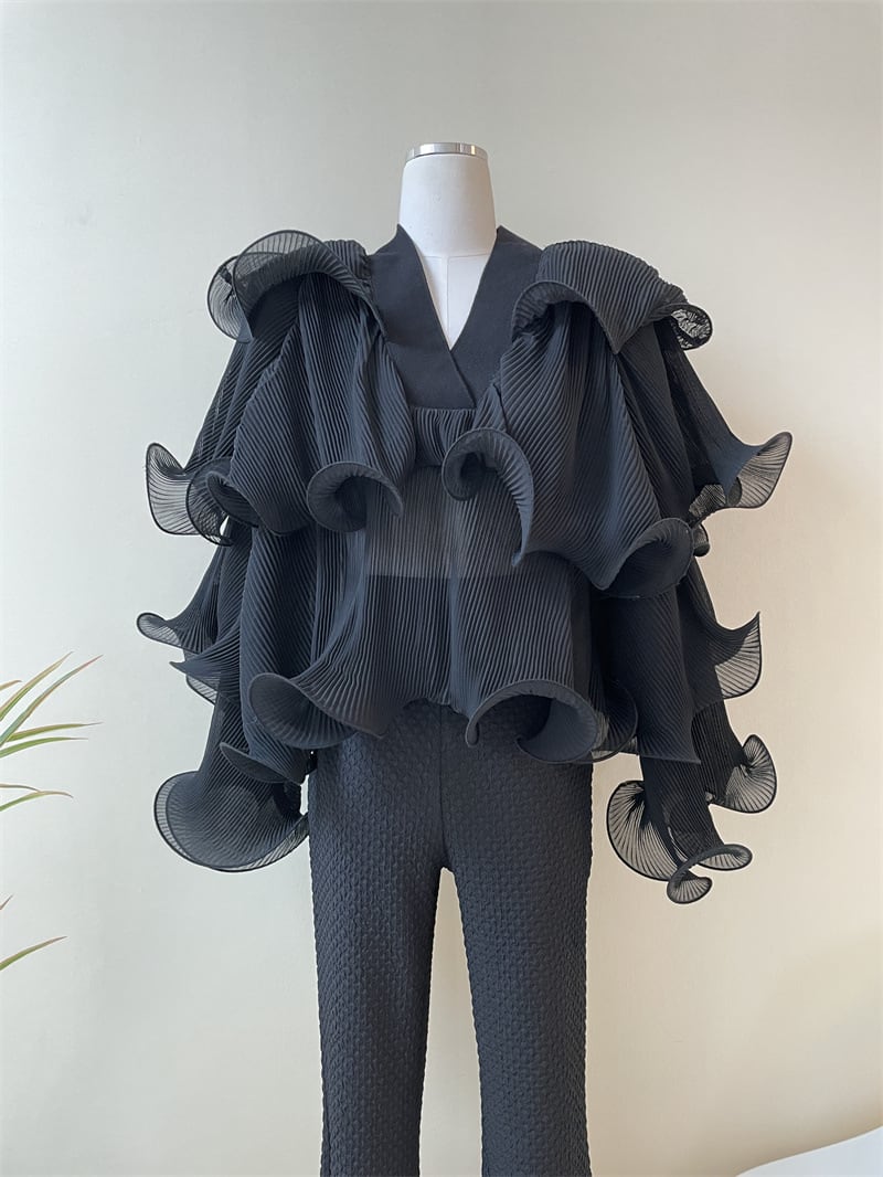 【tops】VネックフリルブラウスF7054