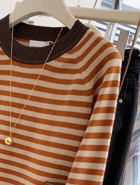 【tops】ボーダー柄ニットセーター　M29233