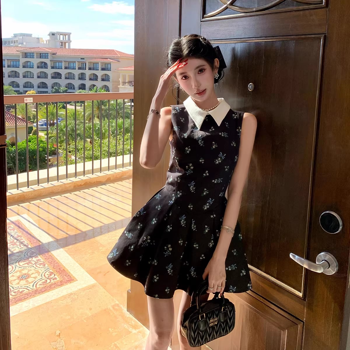【dress】ノースリーブ花柄フレアミニワンピース Q8413