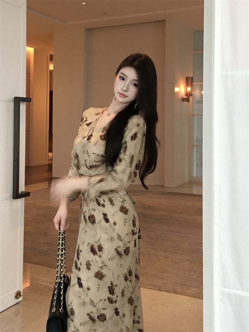 【dress】Vネックワンピース　M27994