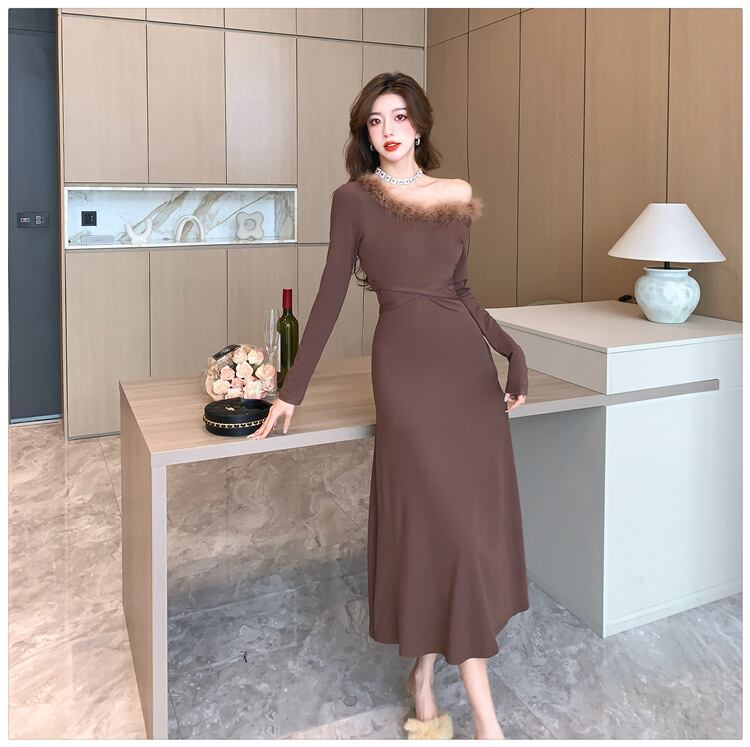【dress】ファーネックニットワンピース　M18254