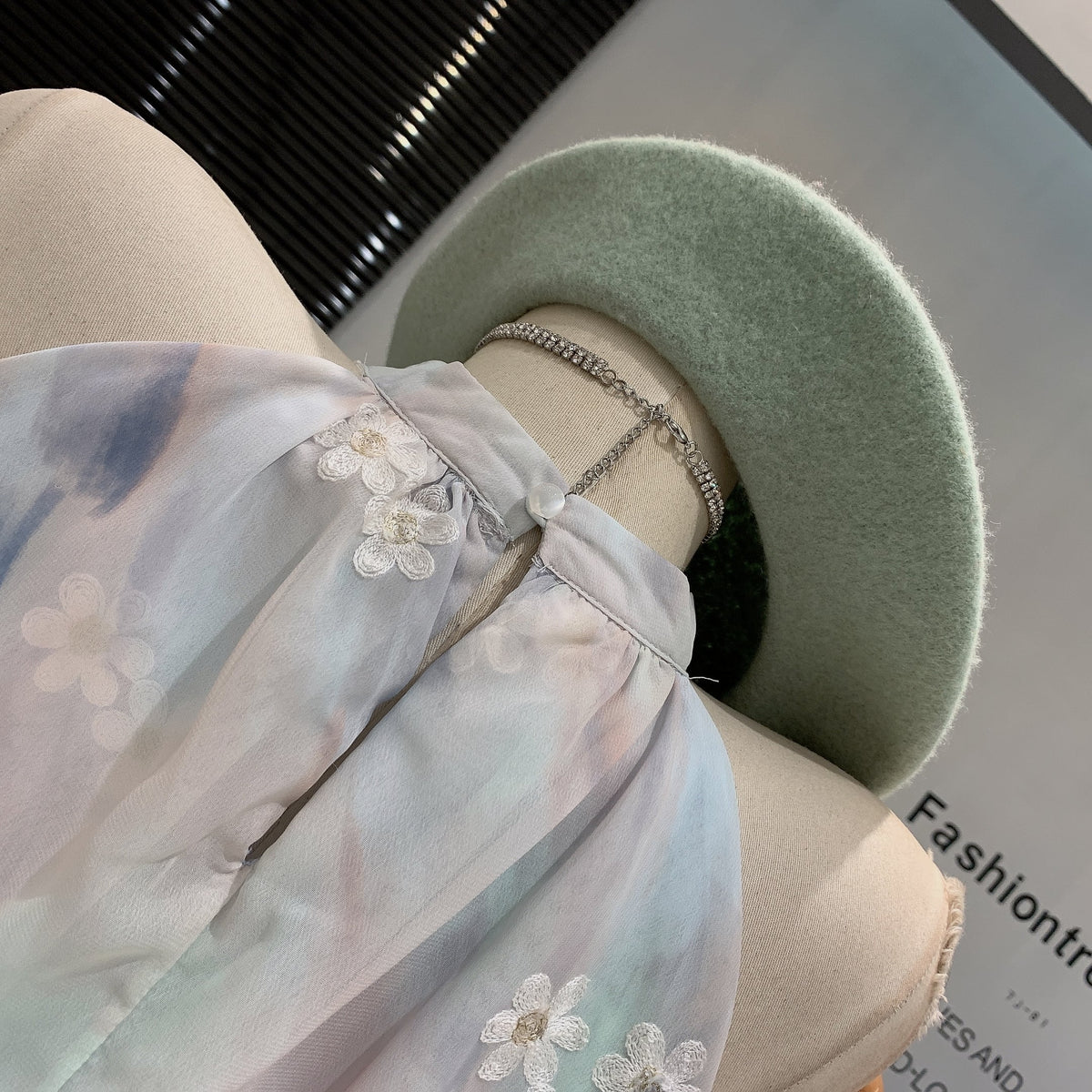 【set】ノースリーブトップス×ショートパンツセット　M24985