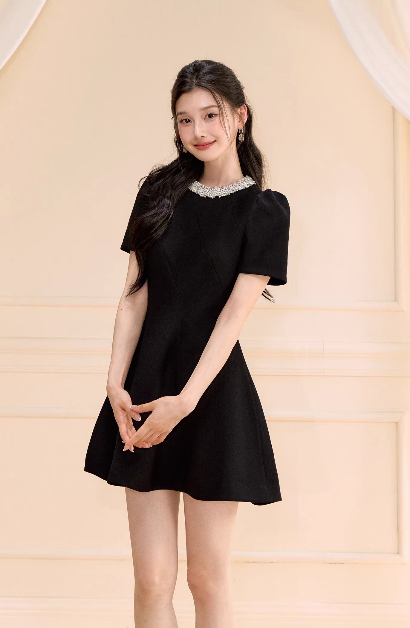 【dress】パール付きAラインフレアワンピース Q8463