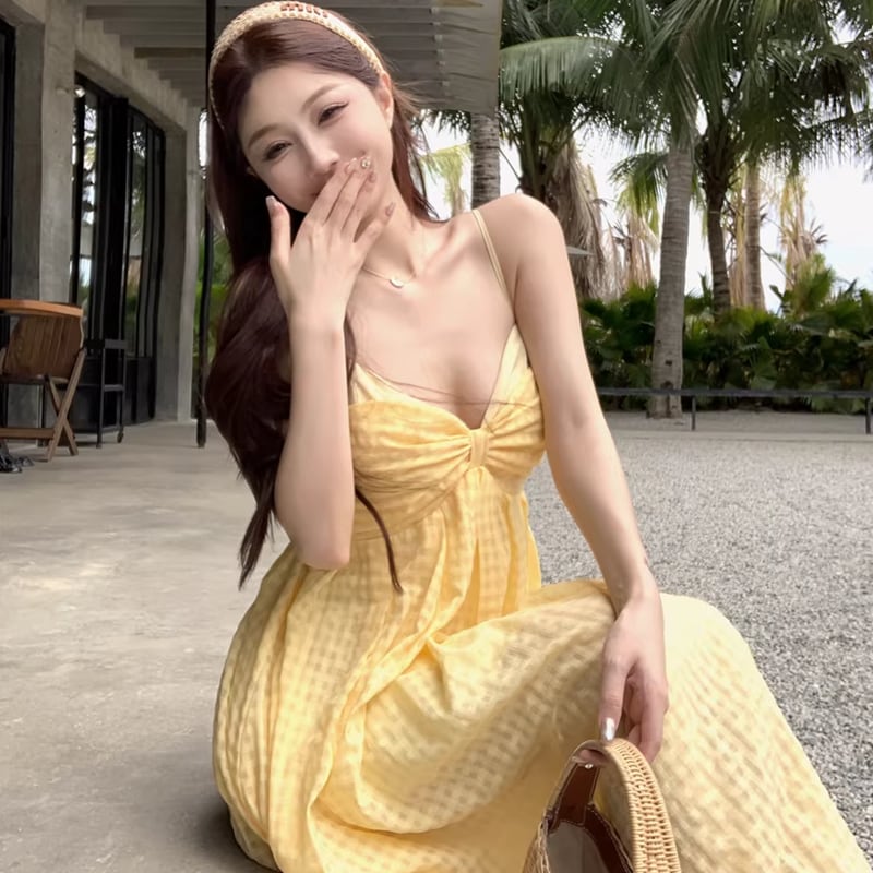 【dress】オープンバックホルターネックワンピース Q8316