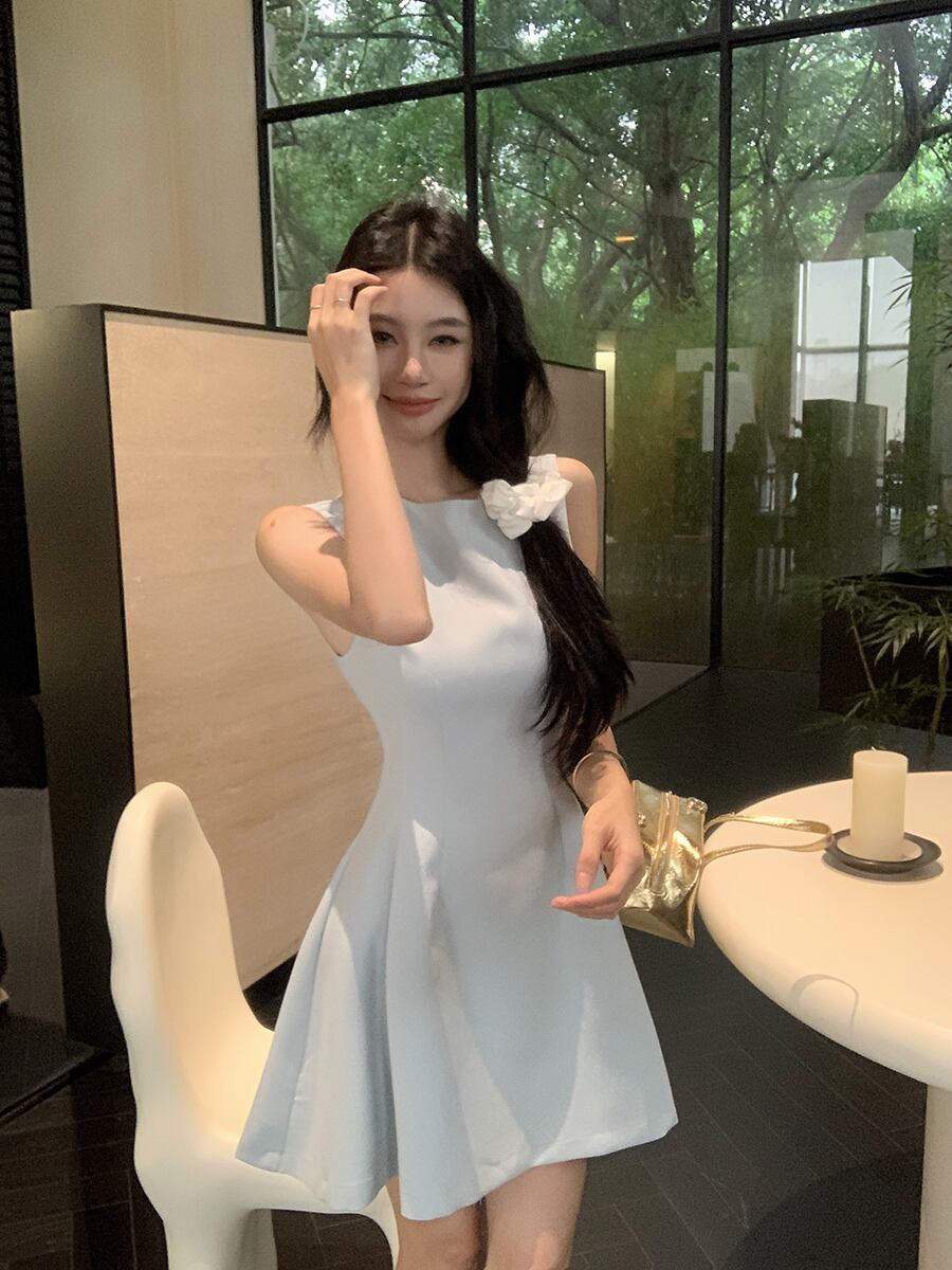 【dress】ノースリーブ美シルエットワンピース　N2662