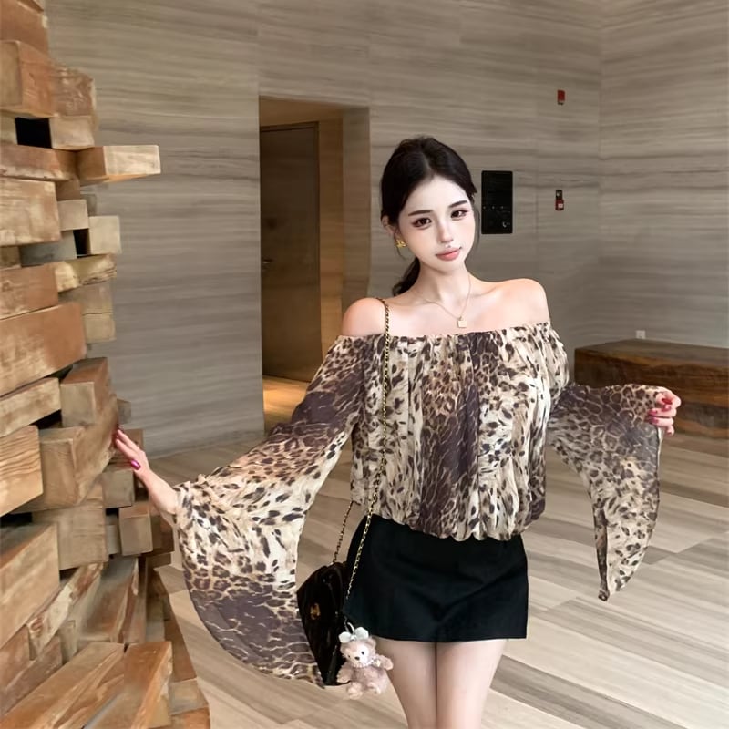 【tops】ヒョウ柄シフォントップス Q8079