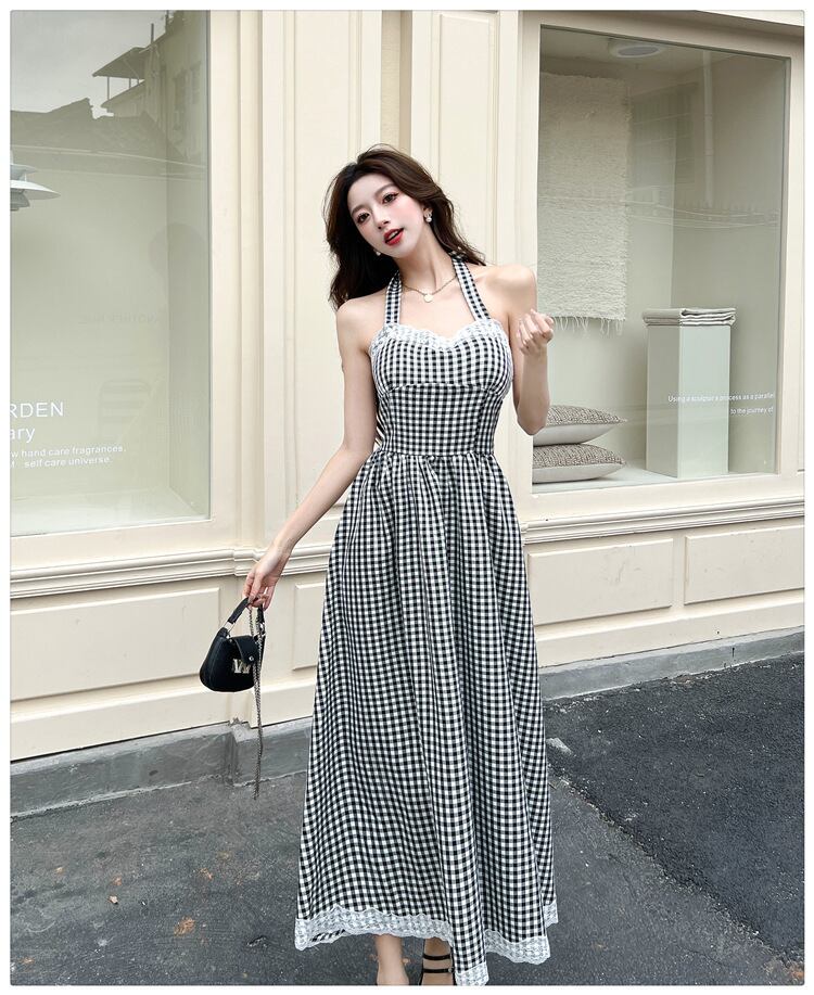 【dress】レース切り替えホルターネックワンピース　M29995