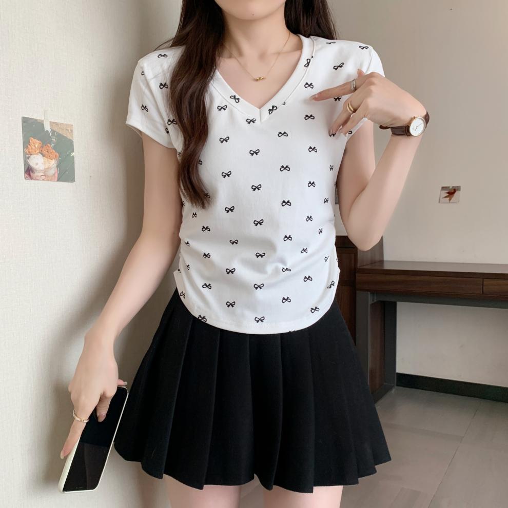 【tops】VネックプリントTシャツG21043