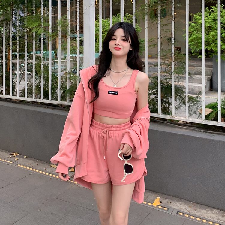 【set】人気を獲得?カジュアル気質満点アウター+キャミソール+ショートパンツ3点セット G13531