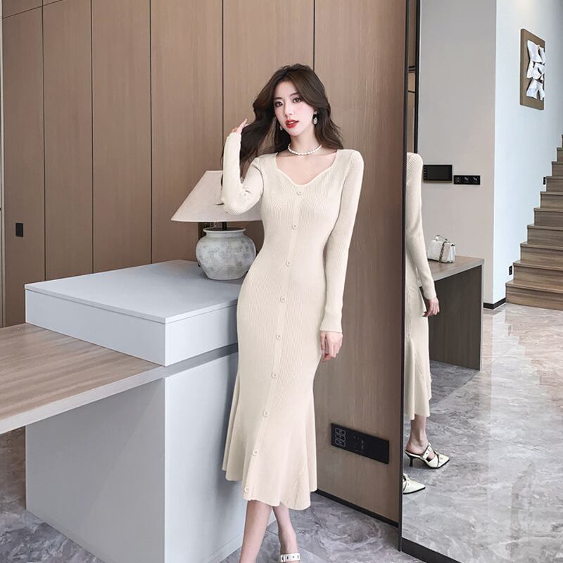 【dress】Vネックニットワンピース Q7665