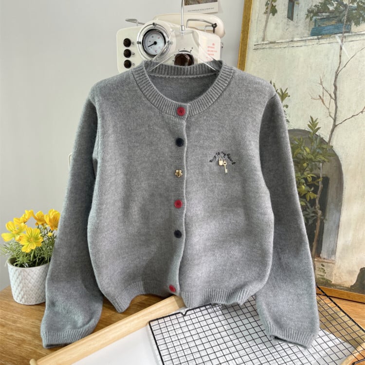 【outer】刺繍ニットカーデ　M28625