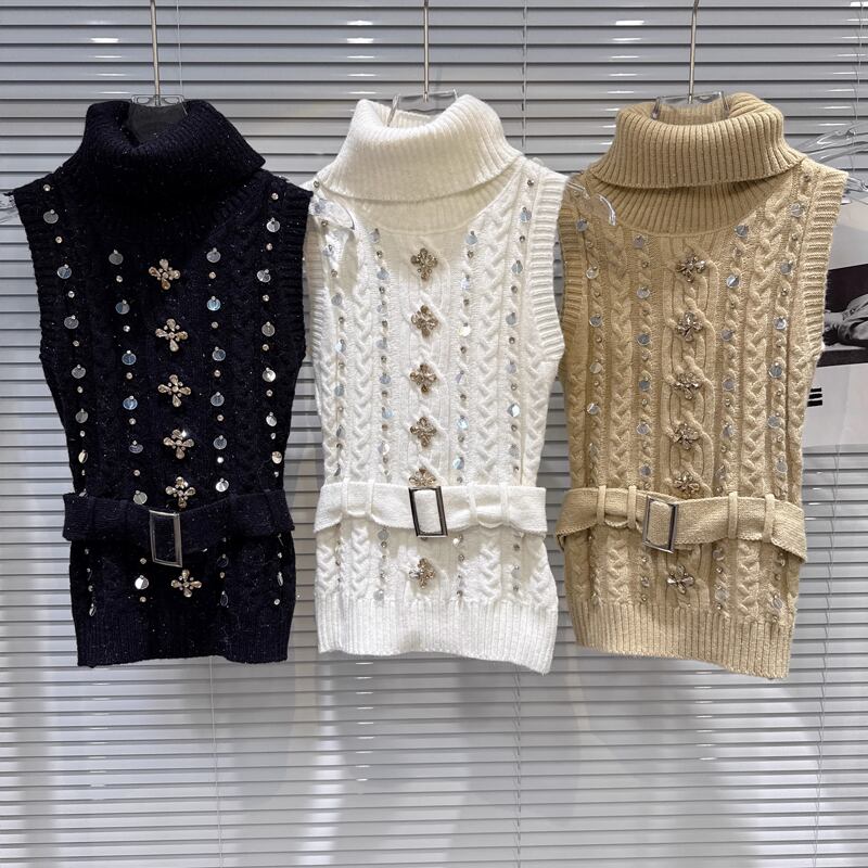 【tops】ラインストーン付きハイネックニットベスト Q7607