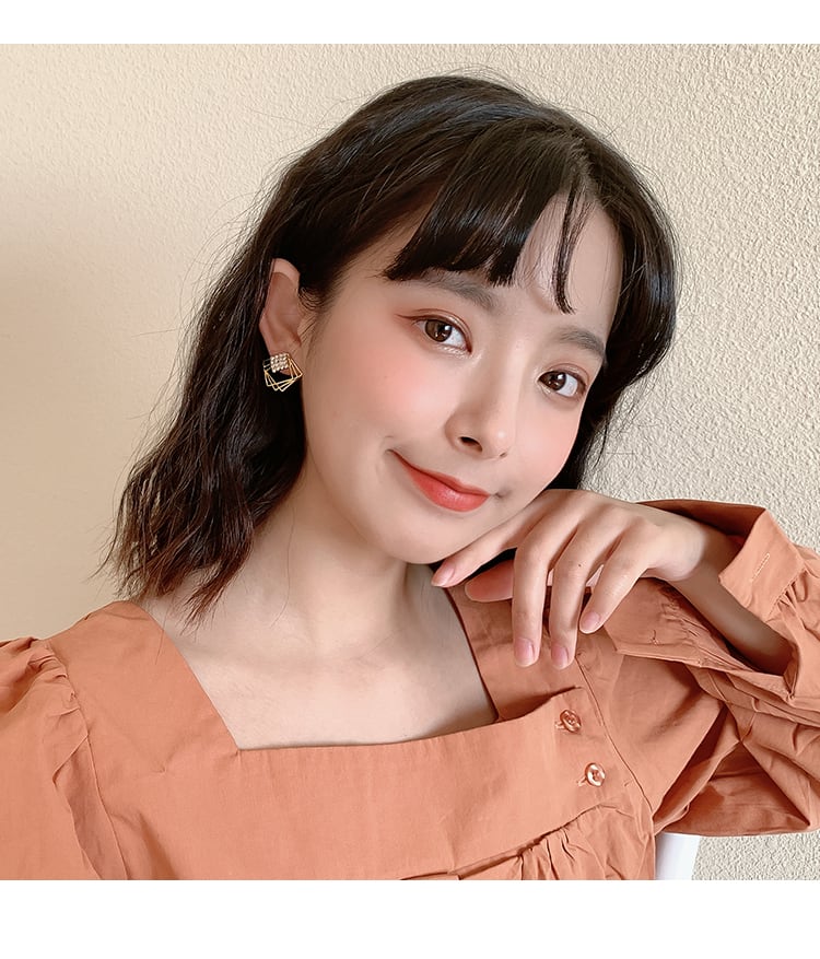 【小物】ピアスアクセサリー人気上昇中 chicファッション幾何模様ラインストーン